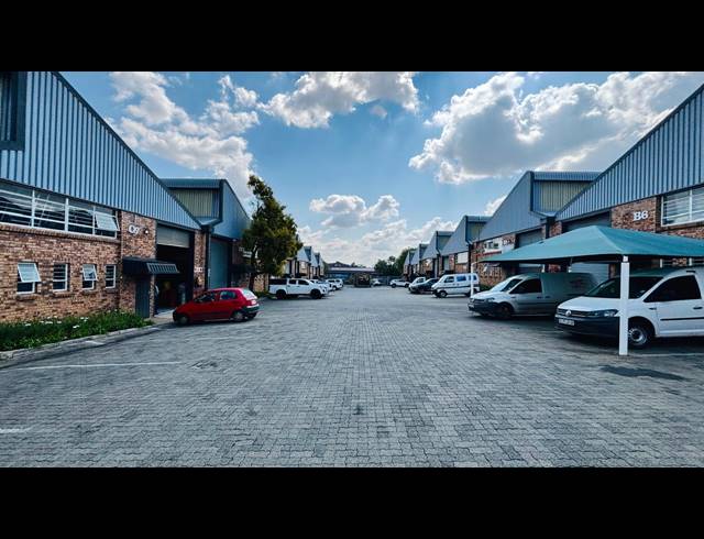 166M² WAREHOUSE TO LET IN ROBERTVILLE